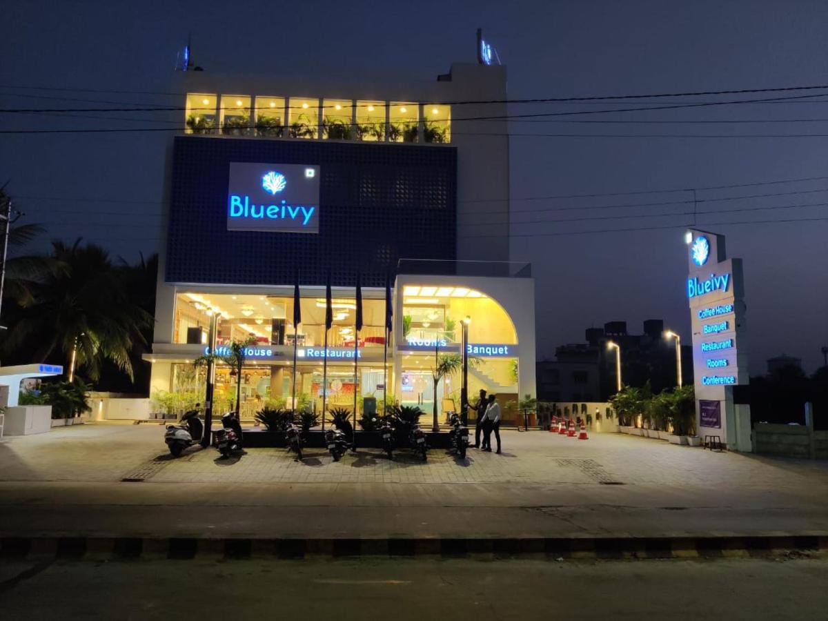 Hotel Blueivy Ānand Eksteriør bilde